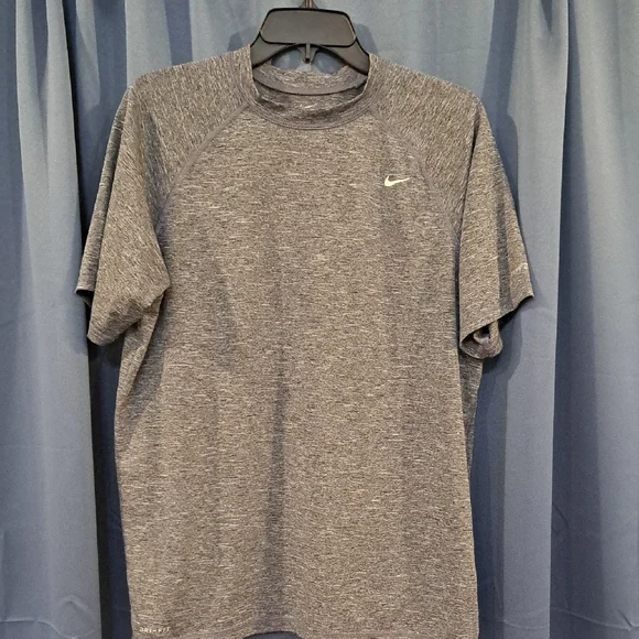 Nike Blue Short Sleeve Tee Athletic Style - Picture 4 of 4